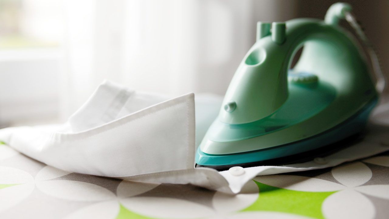 Trucchi per stirare le camicie
