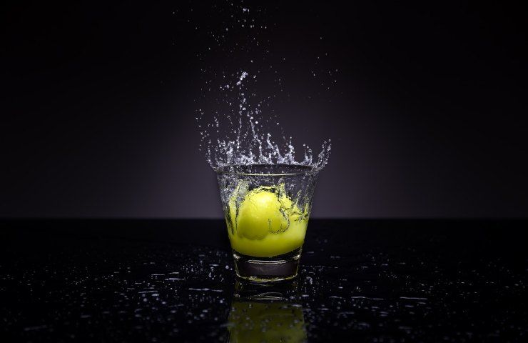 Bicchiere con limone