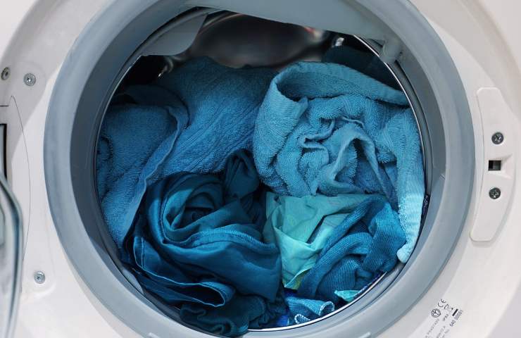 Asciugamano in lavatrice trucco