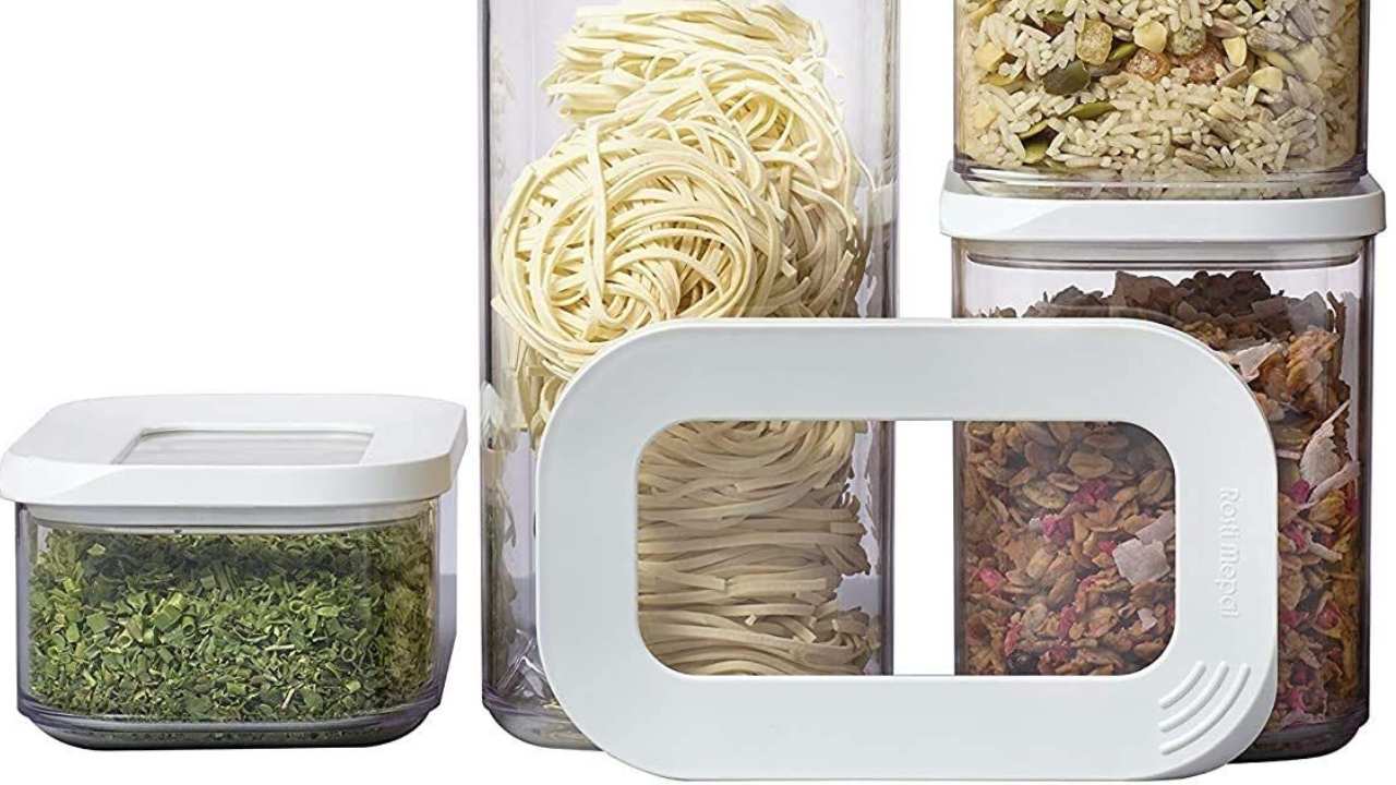 Contenitori in plastica (Pinterest)