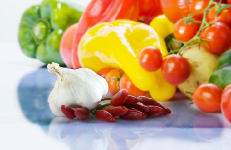 La frutta e verdura da mangiare con la buccia (pixabay)