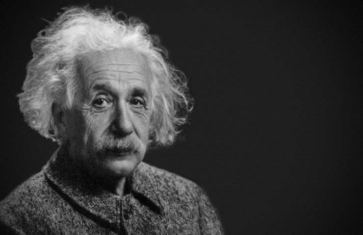 Albert Einstein bomba atomica 