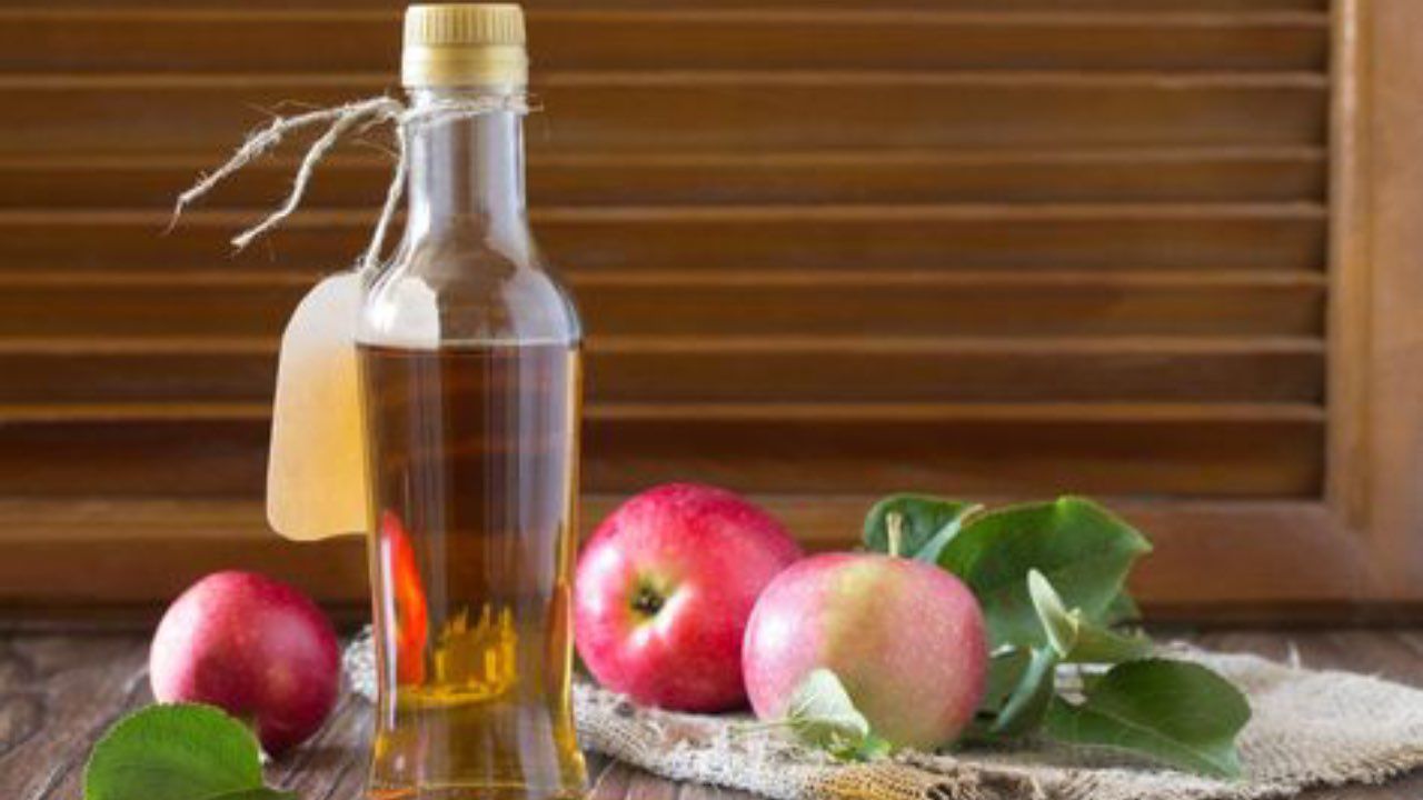 ACETO MELE ROSSE PROPRIETà
