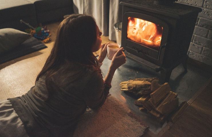 Inverno calorifero bolletta risparmio casa