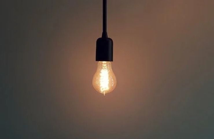 lampadina energia
