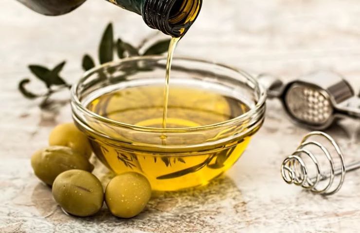 olio olive pulizie