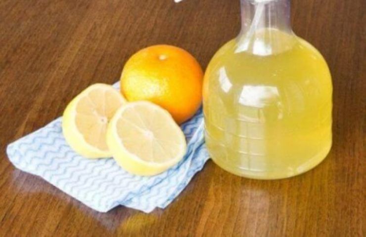 Sgrassatore fai da te limone