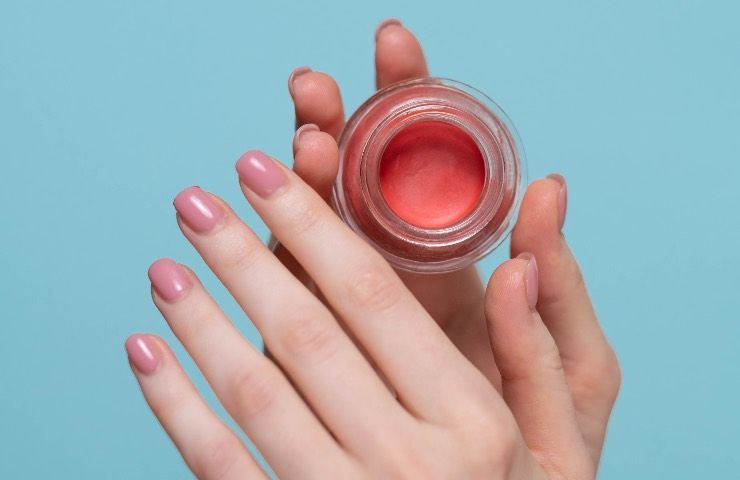 blush rosa makeup