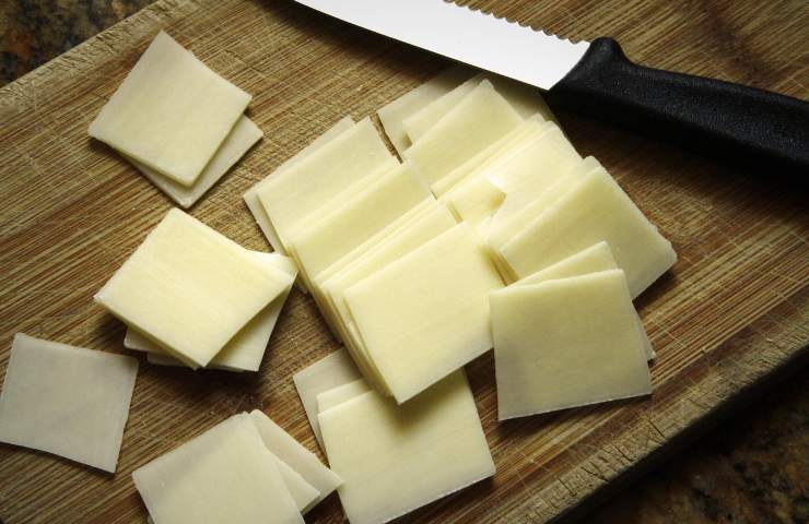 formaggio fette salute