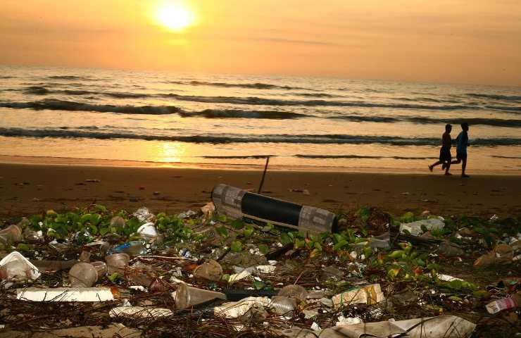 infezioni spiaggia inquinata