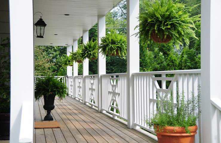 balcone legno pavimento