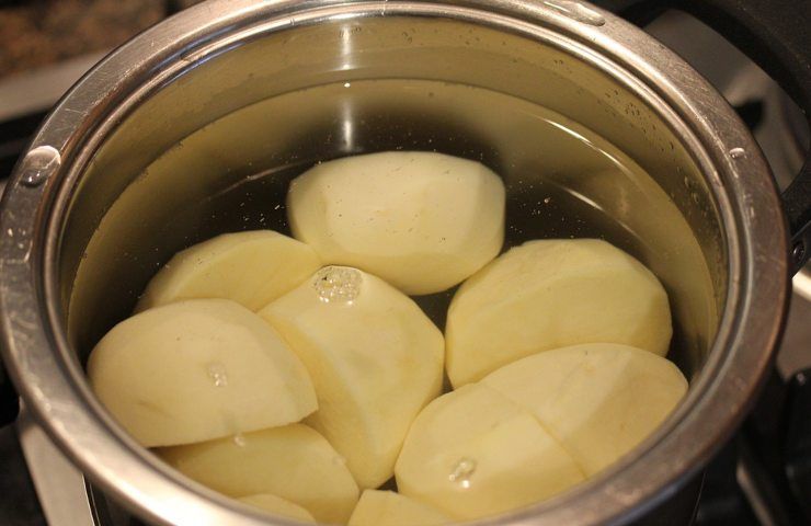 acqua cottura patate usi