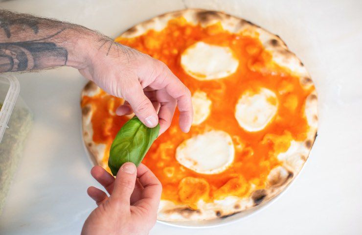 pizza basilico