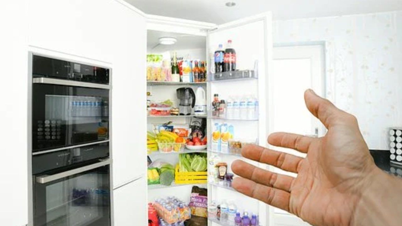 frigo puzza rimedio