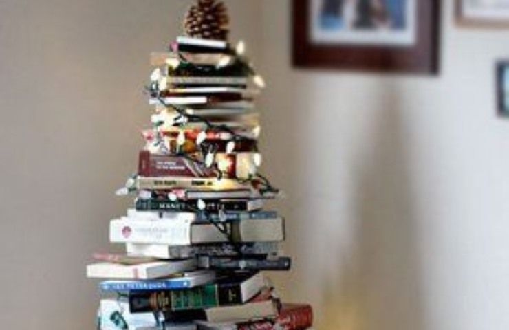 Albero di Natale di libri