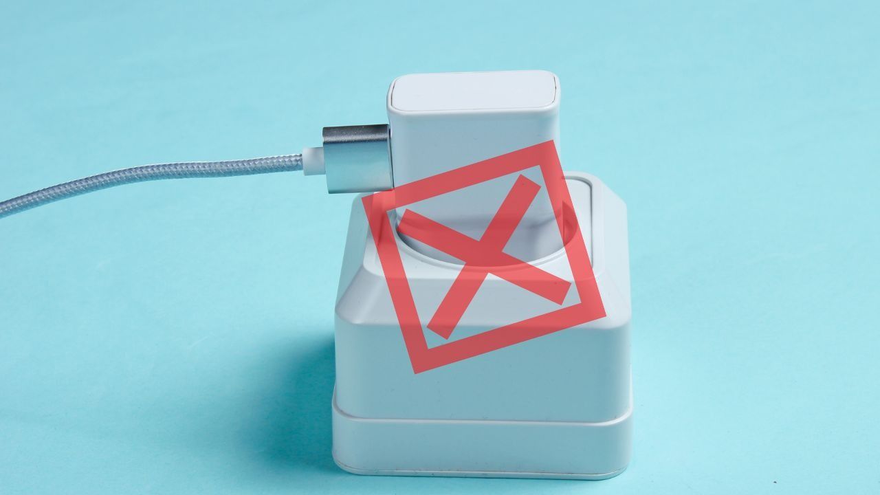 consumo caricabatterie