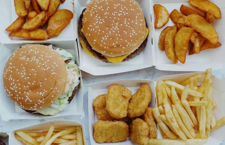 Contenitori usa getta fast food decisione 