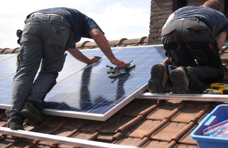pannelli solari operazione per migliorare prestazioni