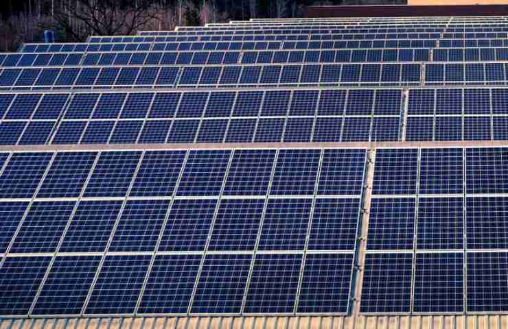 cina segna nuovo record fotovoltaico raggiunti 364.44 GW