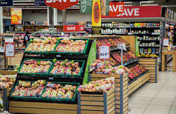 supermercato frutta spesa