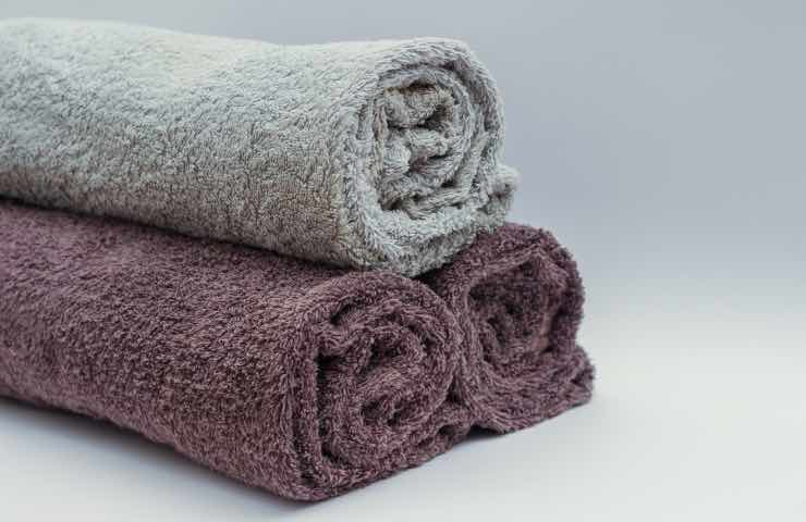 asciugamani puzza muffa