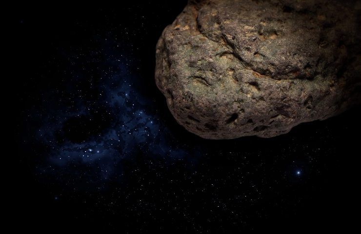 Asteroide passerà vicino alla terra