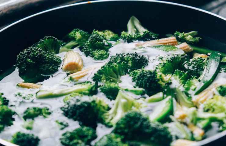 broccoli verdure verdi