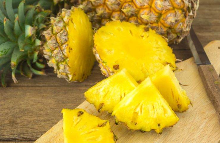Ananas motivo capovolgere prima mangiare 