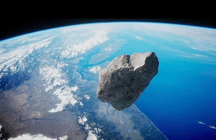 rischi passaggio asteroide dz2 vicino alla terra
