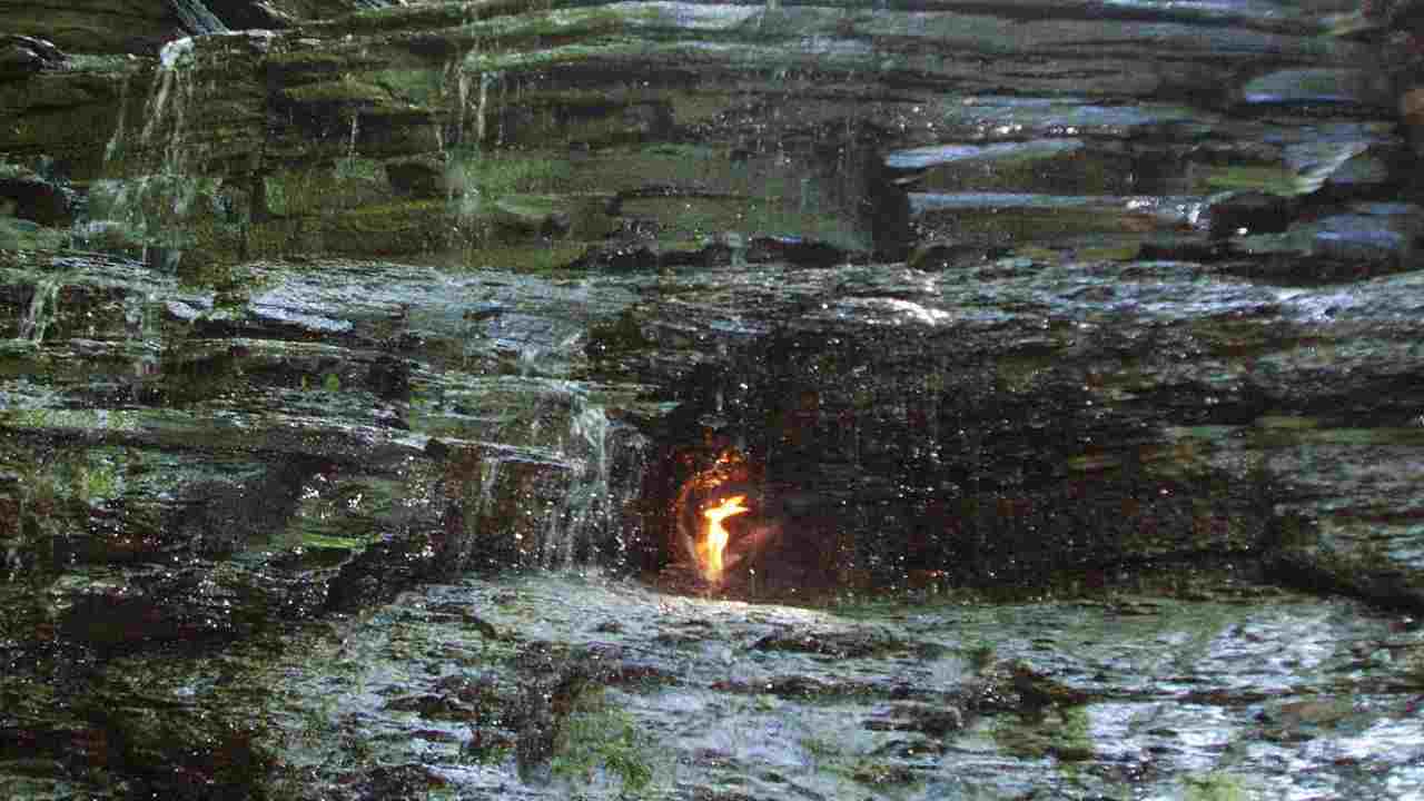 cascata nasconde meraviglioso spettacolo da non perdere