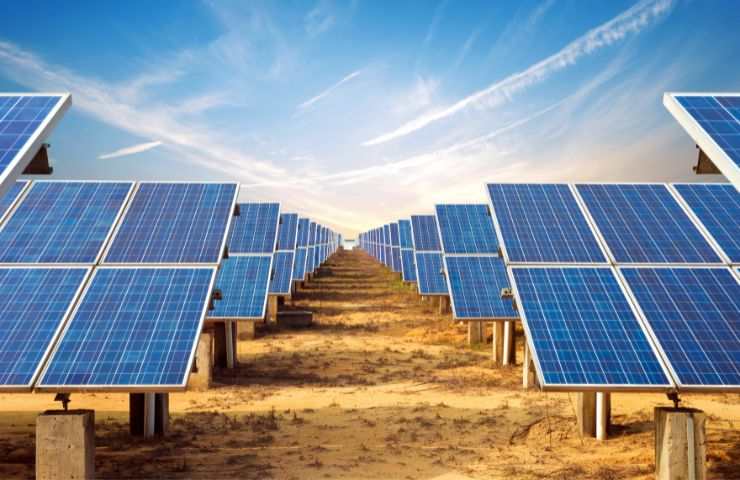 Pannelli solari terreno agricolo problemi 