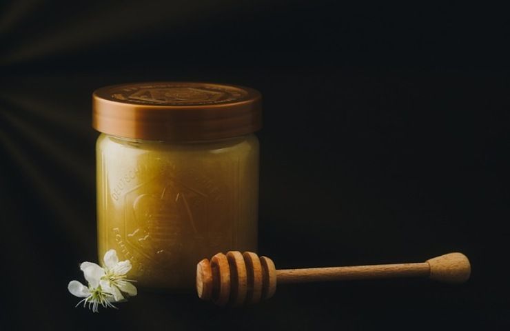 impara a riconoscere il miele puro al 100% 