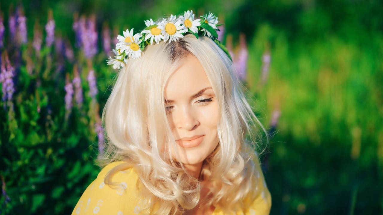 margherite fiori coroncina