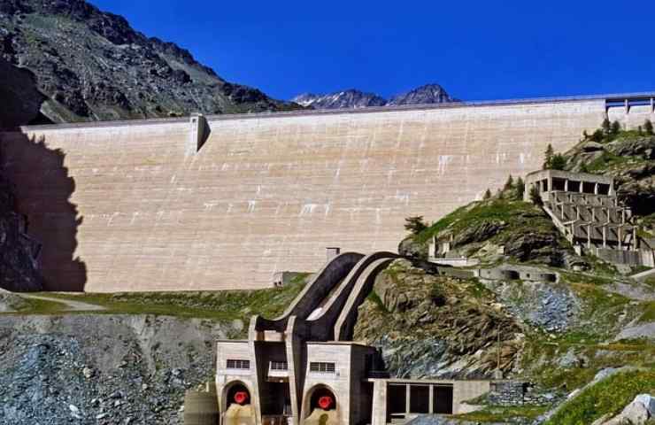 energia idroelettrica fonte naturale ed illimitata di energia 