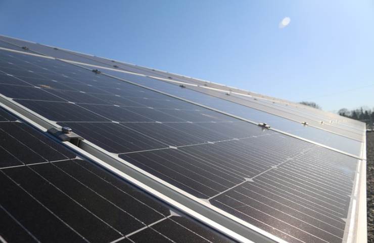 vantaggi e svantaggi dei pannelli fotovoltaici 