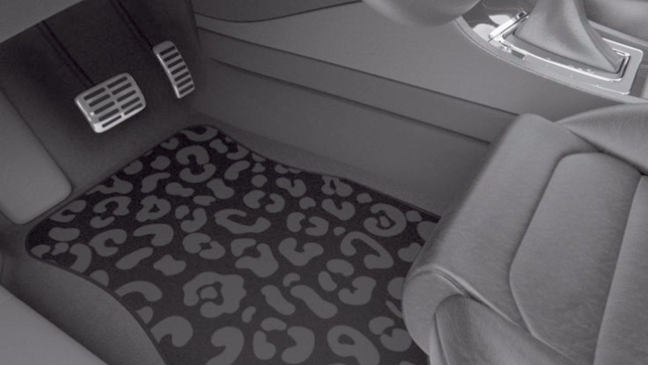 lavare tappetini auto consigli