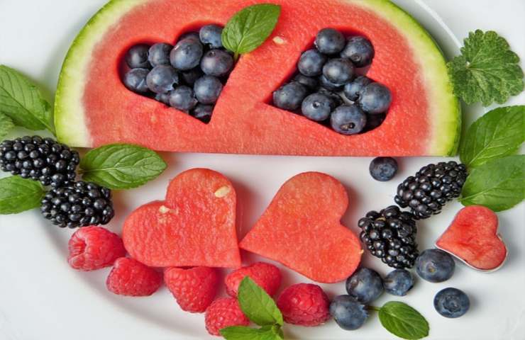 frutti estivi con meno calorie
