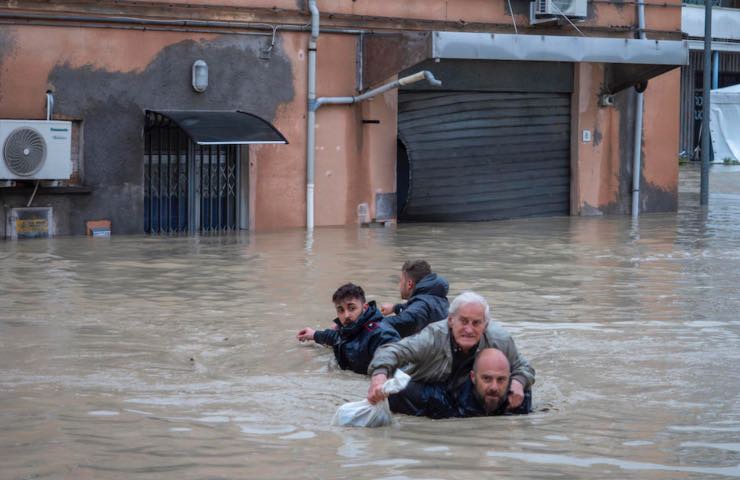 alluvione vittime italia