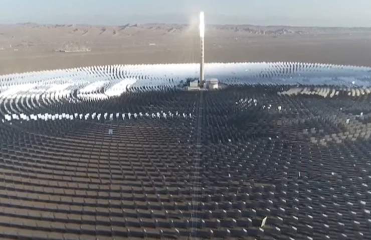 centrale solare specchi energia 