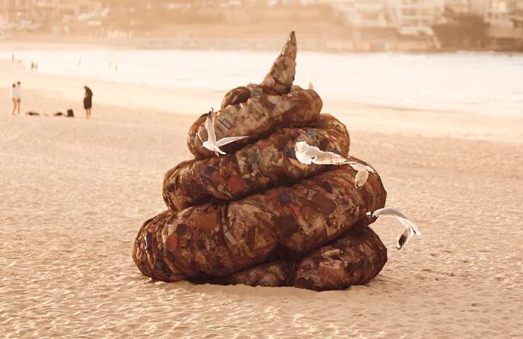 montagna escrementi spiaggia Asutralia