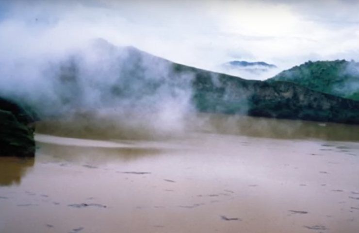 laghi pericolosi pianeta