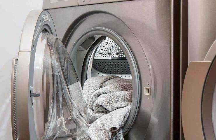 Guarnizione della lavatrice, mai più sporca: i trucchi del mestiere