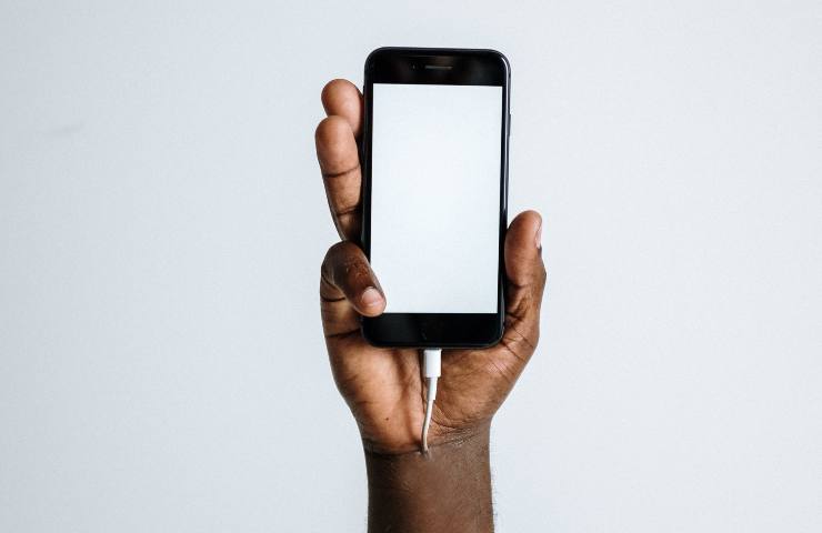 Smartphone sempre carico: come fare