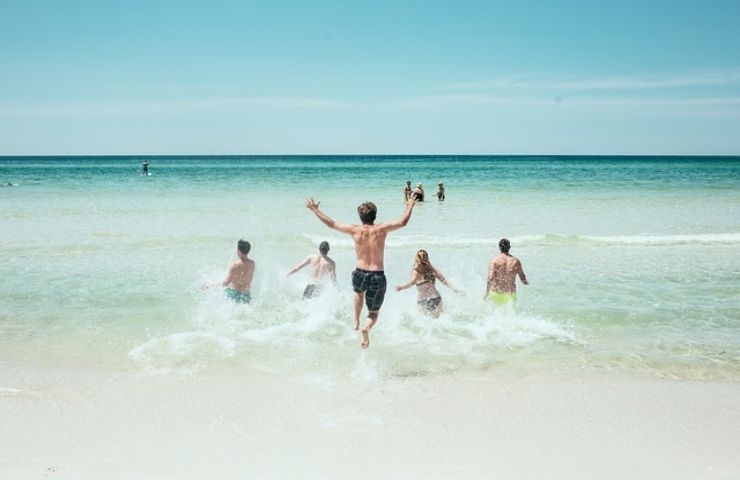 Impatto negativo in spiaggia, come ridurlo vivendo in modo green