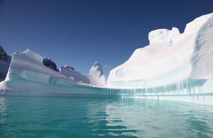 Un fiume di sangue in Antartide, cosa succede