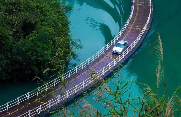 Il ponte galleggiante di Shiziguan: le caratteristiche