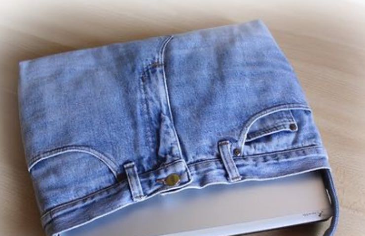 jeans strappati non buttarli