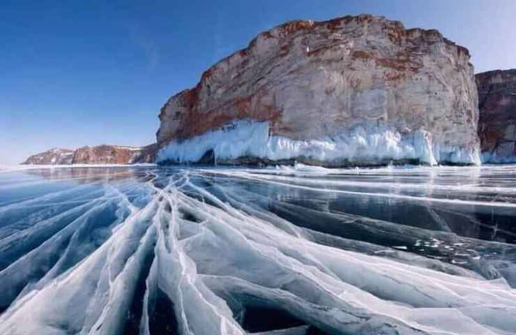 Il lago Bajkal è a rischio: il quadro è allarmante 