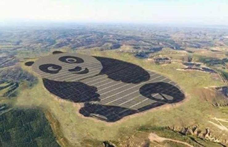 L'impianto fotovoltaico a forma di panda: è il più suggestivo sulla faccia della Terra: i dettagli