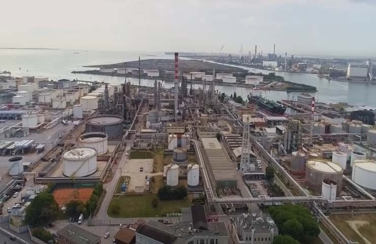 Olio esausto diventa biocarburante processo Venezia 